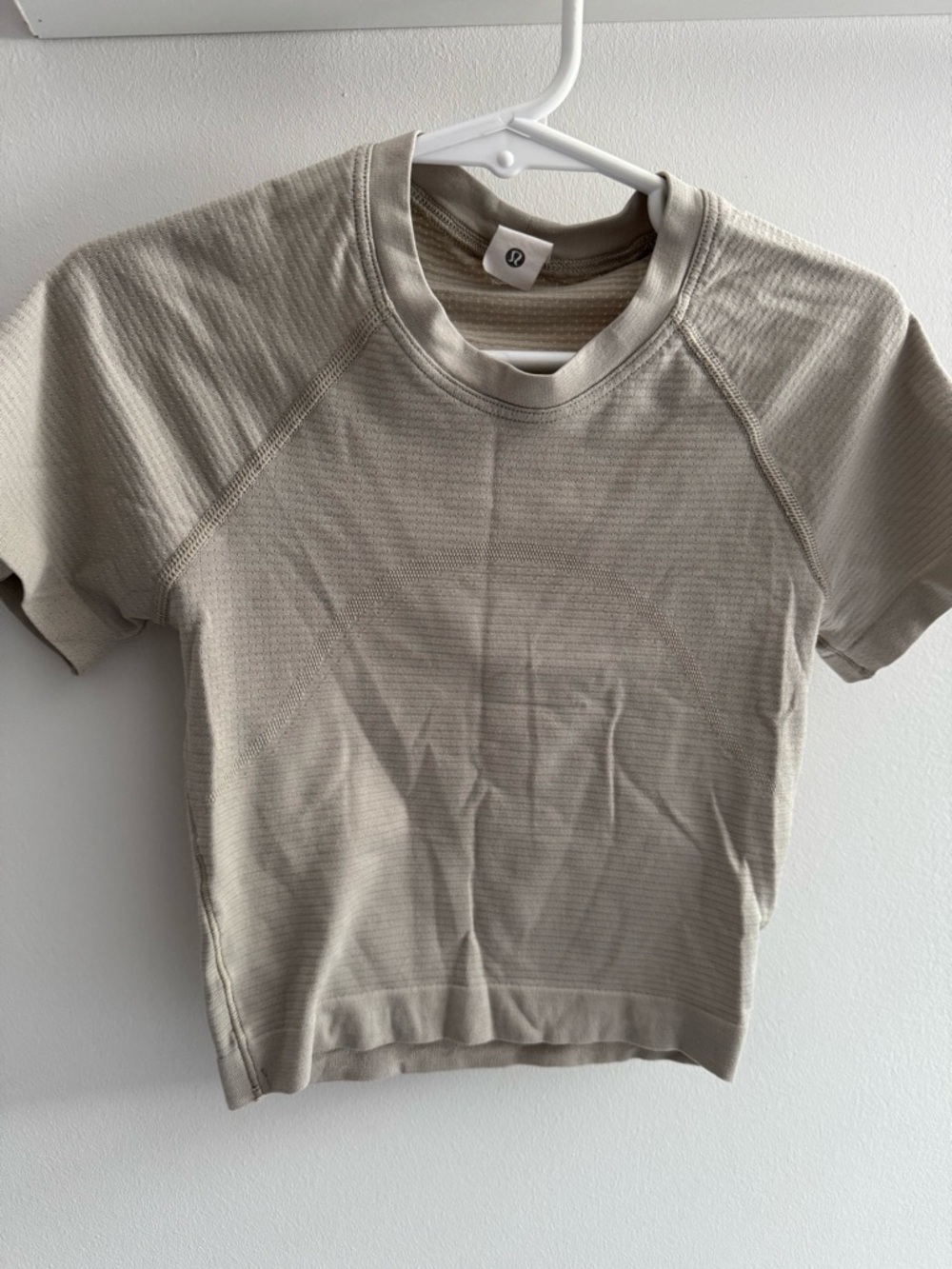 Lululemon Short Sleeve Tee in Light Beige